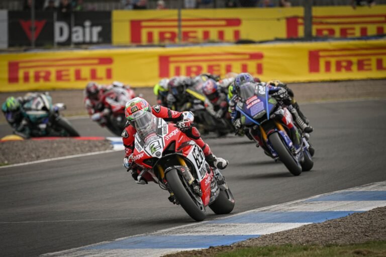 Motorcycle Racing Leagues: A Guide to the Most Exciting Championships